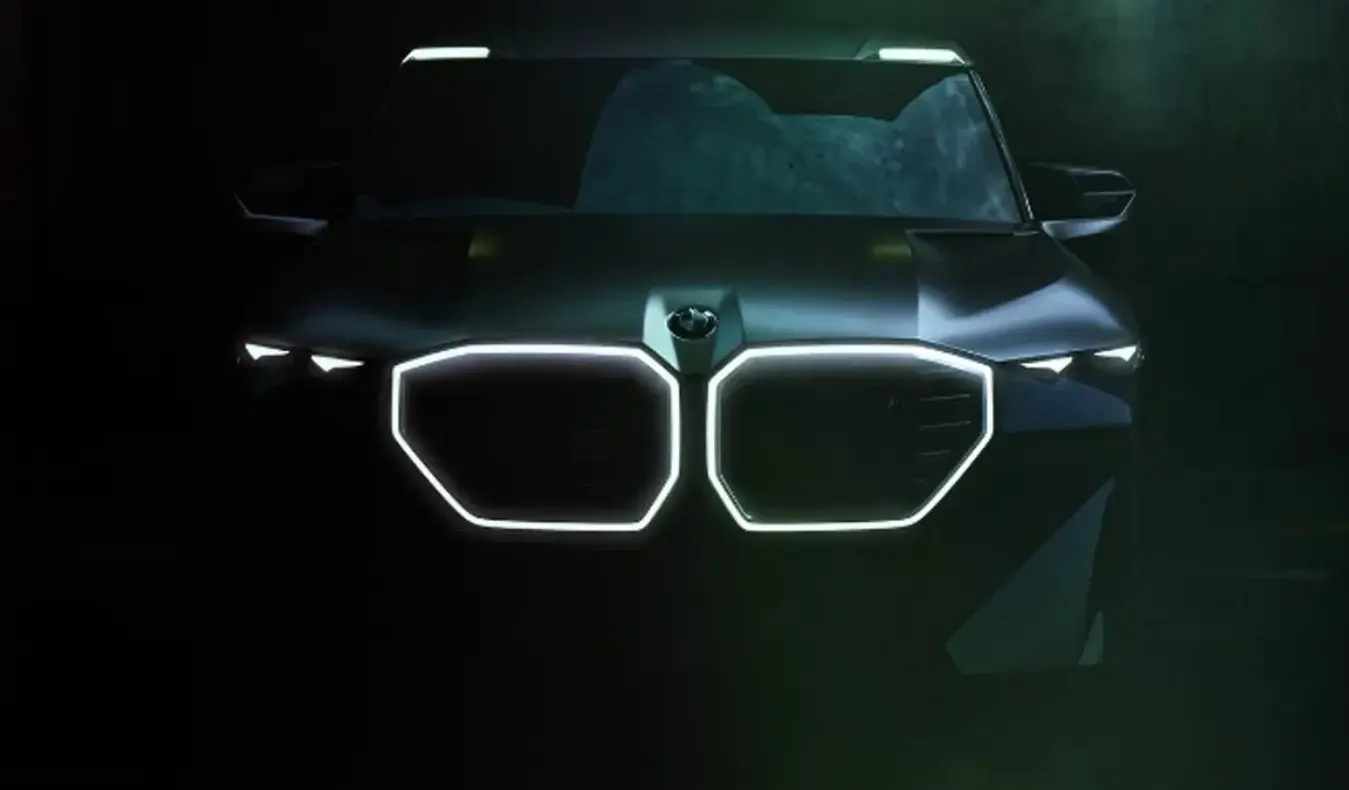 car registration service in Dubai with pickup and Drop